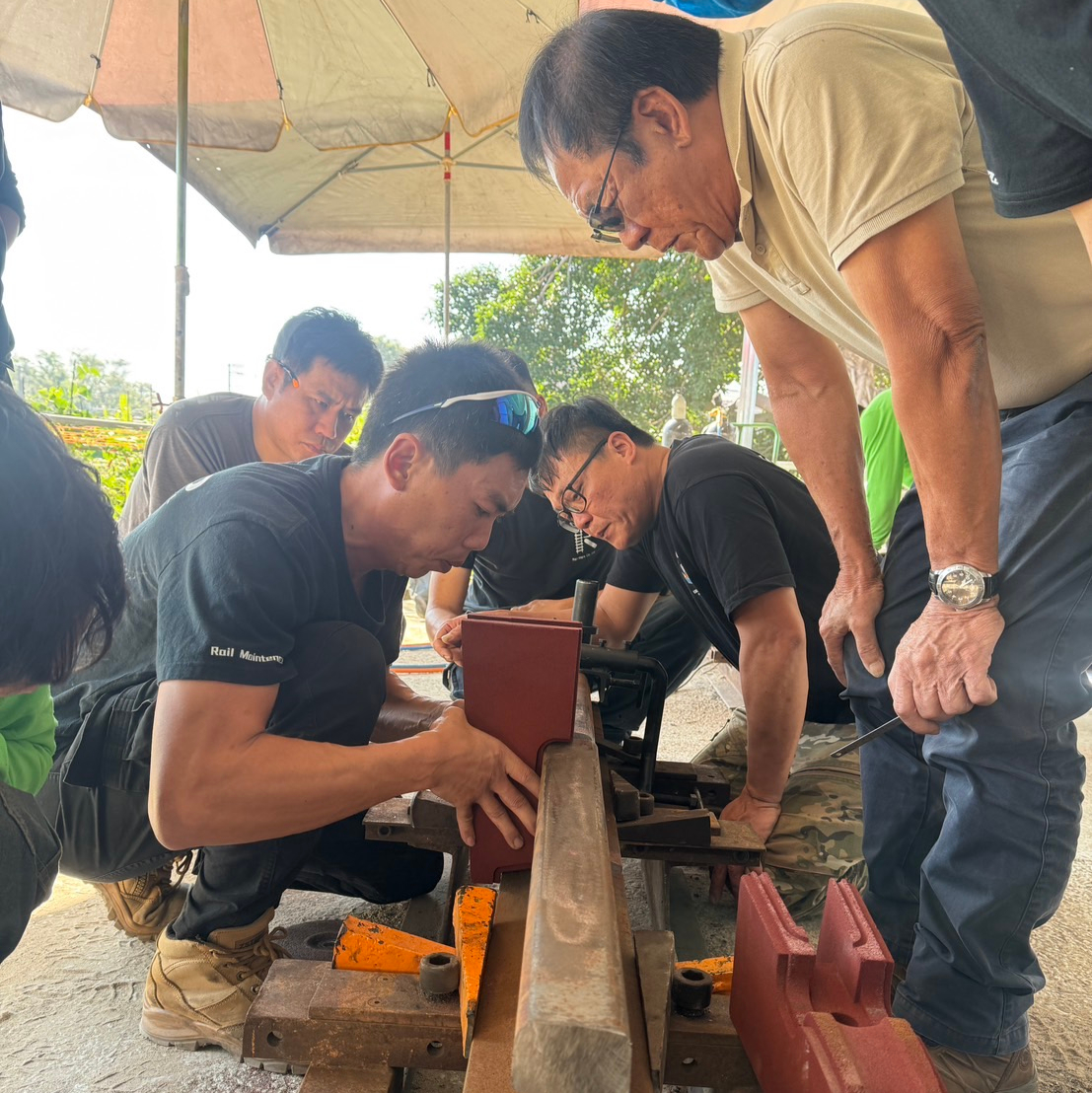 Thermite welding training鋁熱焊訓練
